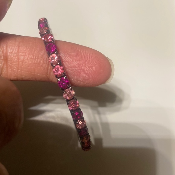 Beautiful Stretchable Pink Australian Crystal Bracelet - Picture 3 of 4